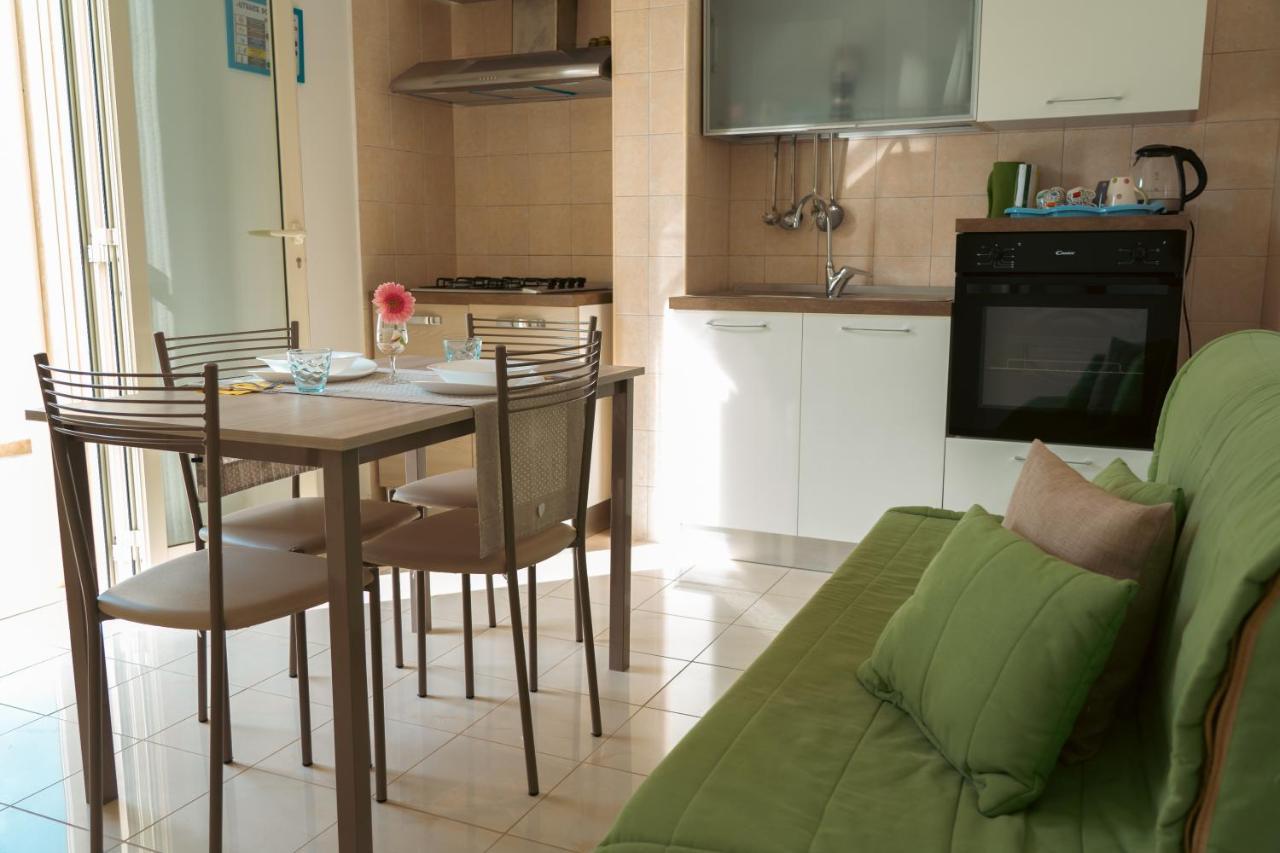 カサラベート Casa Dell'Abateヴィラ エクステリア 写真
